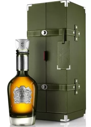 Chivas Regal The Icon Blended Scotch Whisky (0,7L 43%)