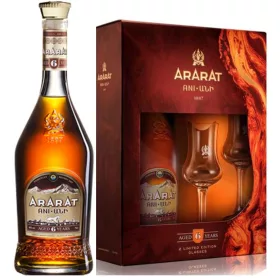 Ararat 6 Year Old Brandy + 2 pcs Glass (40% 0,7L)