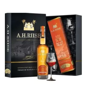 A. H. Riise XO Reserve Ambre Dor + 2 db Pohár (0,7L 40%)