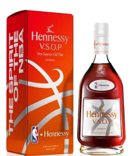 Hennessy VSOP NBA Limited Edition 21/22 Konyak  DD. (0,7L 40%)