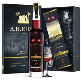 A. H. Riise Royal Danish Navy Rum + 2 db Pohár (0,7L 40%)